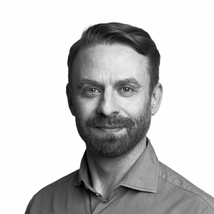 Wojtek_2_Linkedin_WEBB